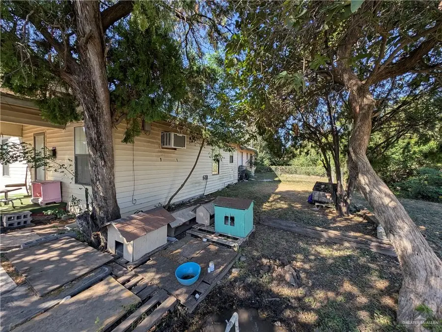 412 S Athol Street, Pharr, TX 78577 - Image #2