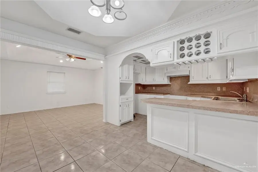 704 Denise Circle, La Joya, TX 78560 - Image #3