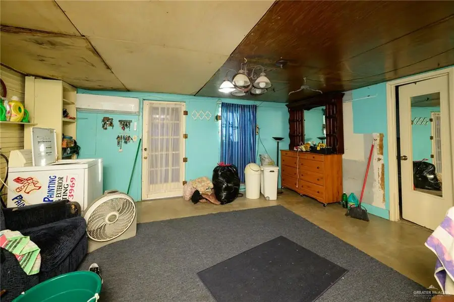 418 E Filmore Avenue, Harlingen, TX 78550 - Image #2