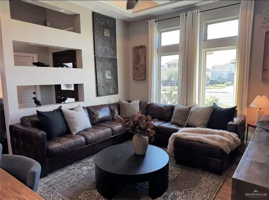 3027 London Drive, Edinburg, TX 78539 - Image #2