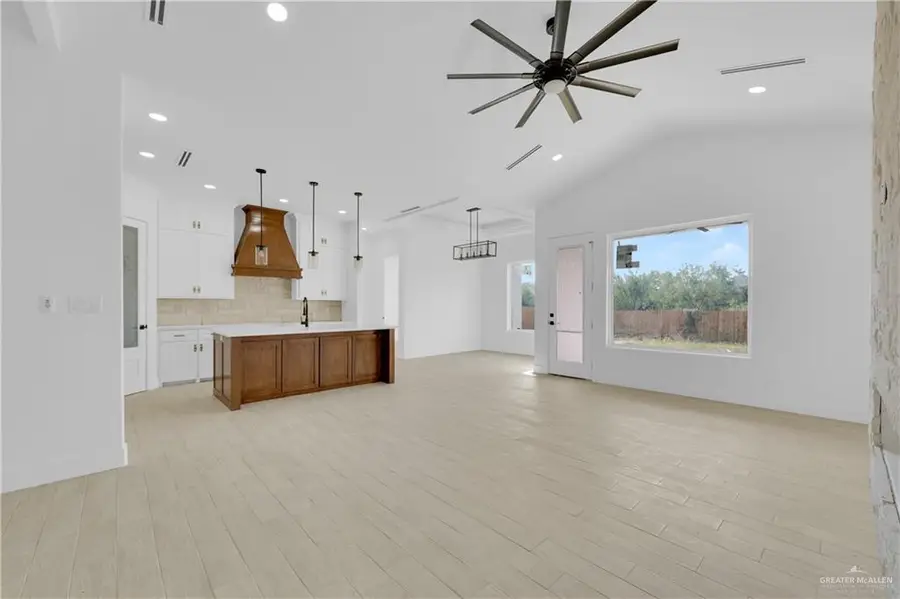 2610 Sunrise Lane, Weslaco, TX 78596 - #3