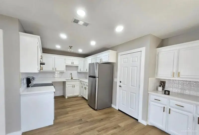 4101 Ben Hogan Avenue, McAllen, TX 78503 - Image #2