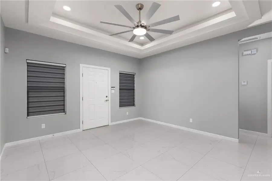 917 E Deluxe Street #B, Alamo, TX 78589 - Image #2