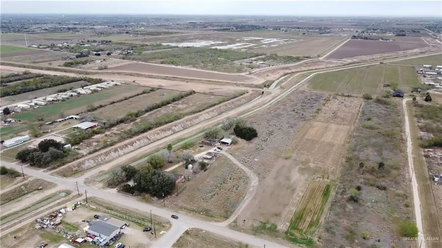 1247 E Anderson Road, Donna, TX 78537 - Image #2