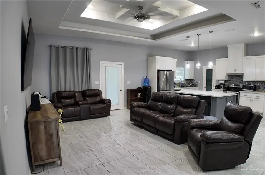 24096 Brownstone Circle W, Harlingen, TX 78552 - Image #3