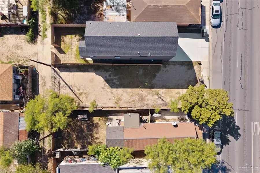 809 S Bicentennial Boulevard, McAllen, TX 78501 - Image #2