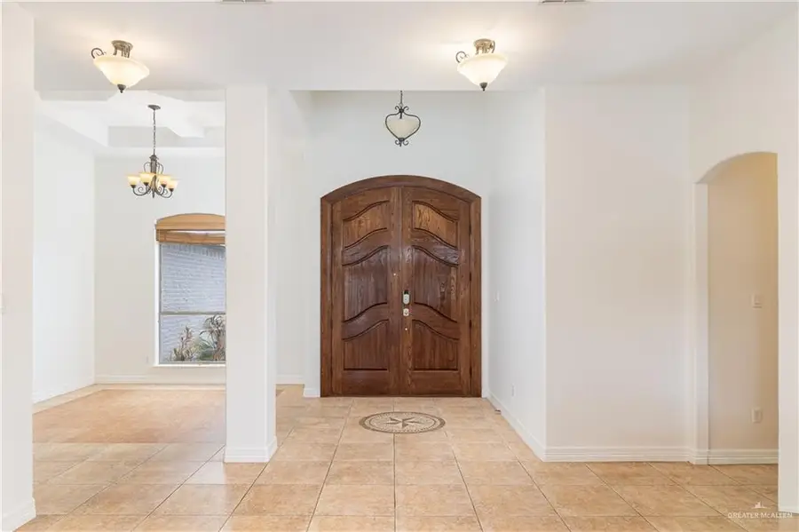 1109 Berkely Drive, Edinburg, TX 78539 - Image #3