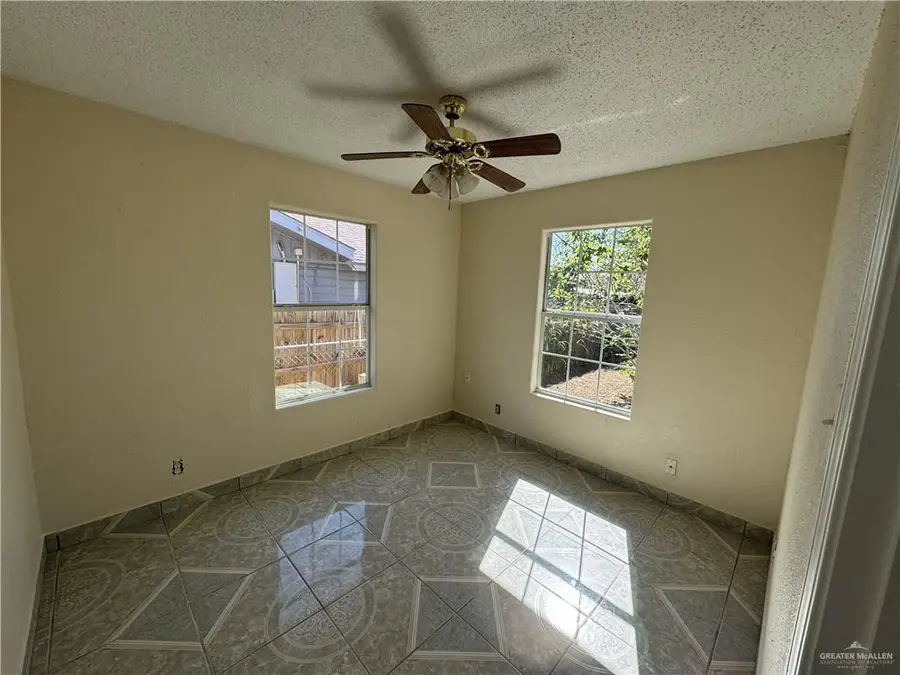1006 E 23rd Street, Weslaco, TX 78596 - Image #2