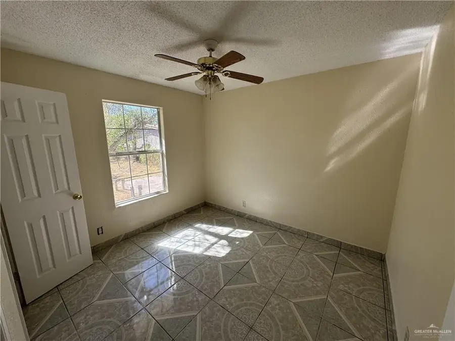 1006 E 23rd Street, Weslaco, TX 78596 - Image #3