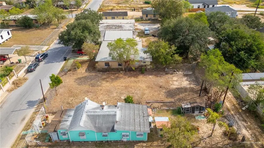 222 W Pablo Layton Street, Elsa, TX 78543 - Image #3