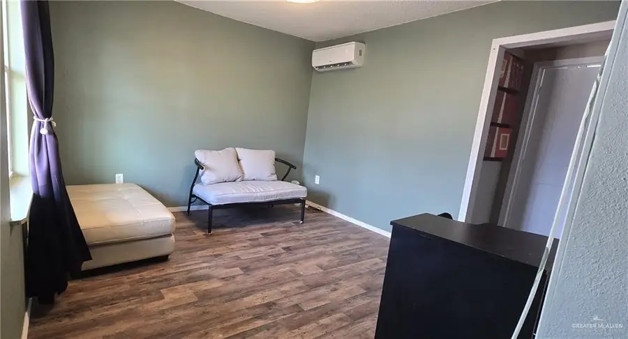 189 Midway Road, Rio Grande City, TX 78582 - Image #2