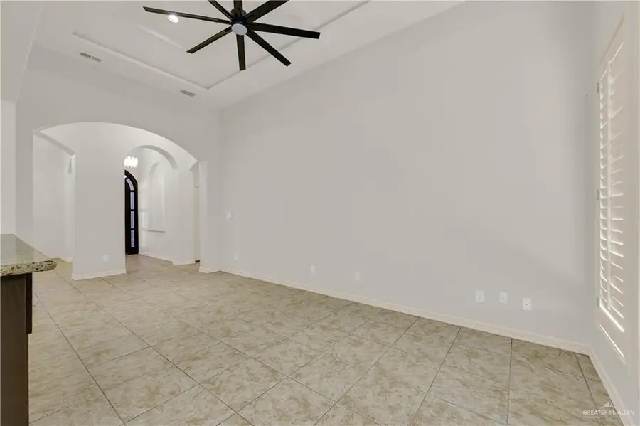 2432 Leanna Denae Avenue, Mission, TX 78572 - Image #3