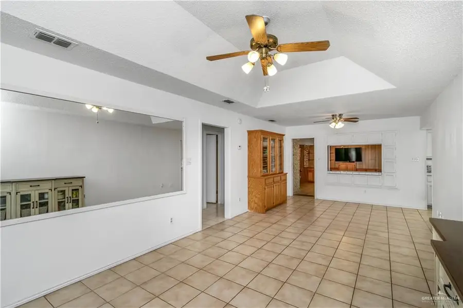 1908 E 23rd Street, Mission, TX 78574 - Image #3