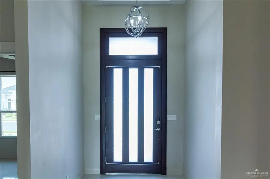 3504 Showboat Drive, Edinburg, TX 78541 - Image #3