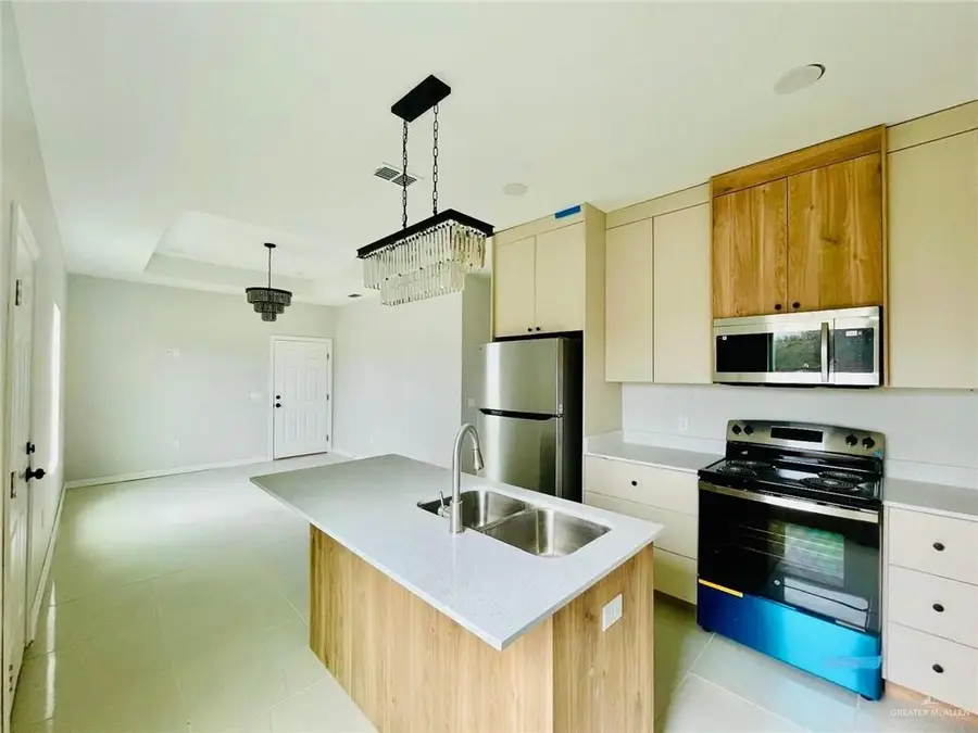 4305 Heron Avenue #7, McAllen, TX 78504 - Image #3