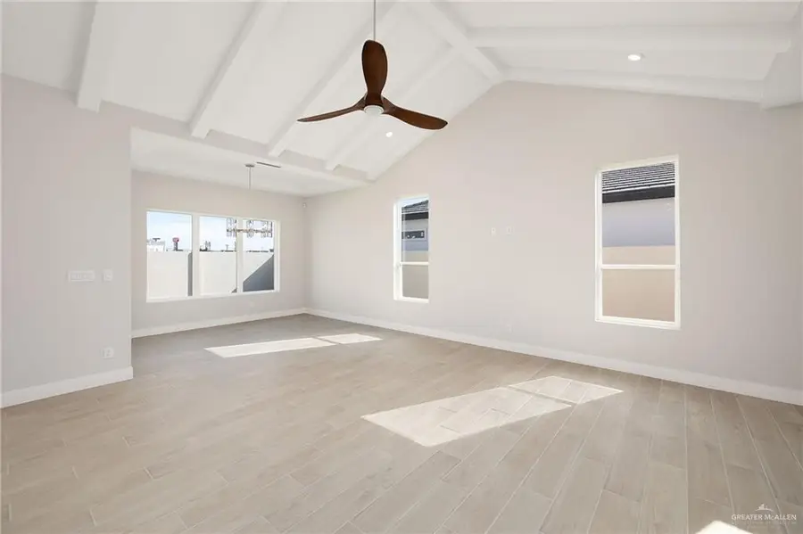 1704 S Queen Street, Edinburg, TX 78539 - Image #3