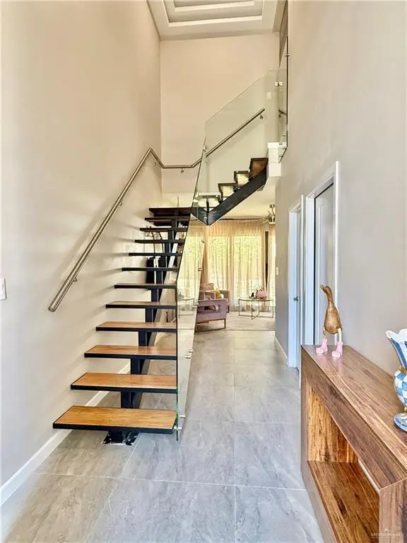 1925 Sunset Drive, Mission, TX 78572 - Image #2