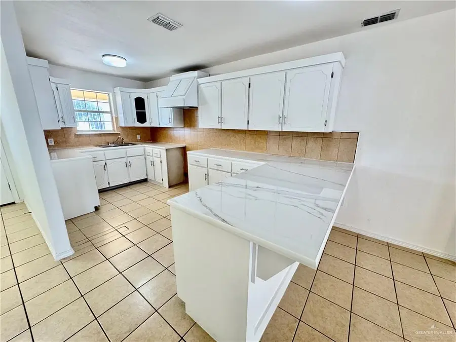 3525 Sol Dorado, Edinburg, TX 78542 - Image #3