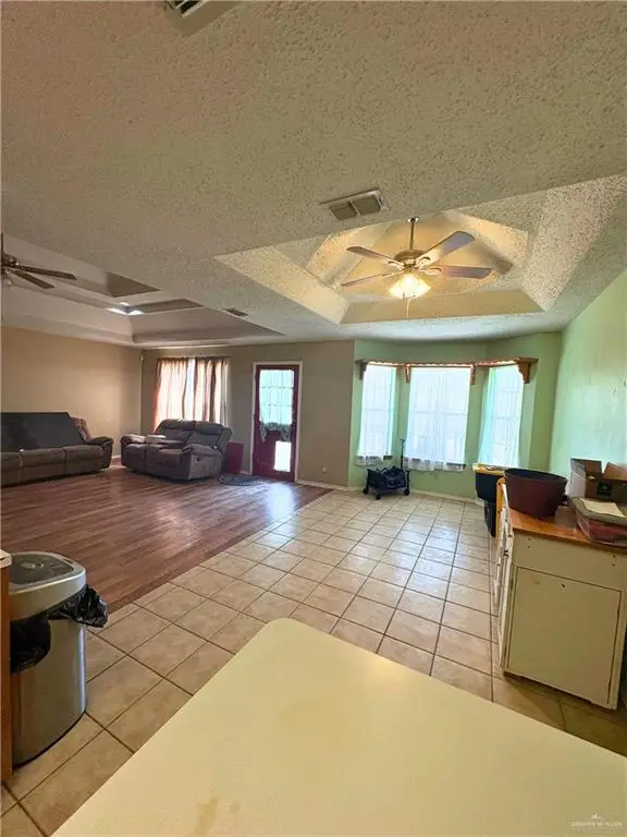 1614 Grovewood Road, Mission, TX 78573 - Image #3