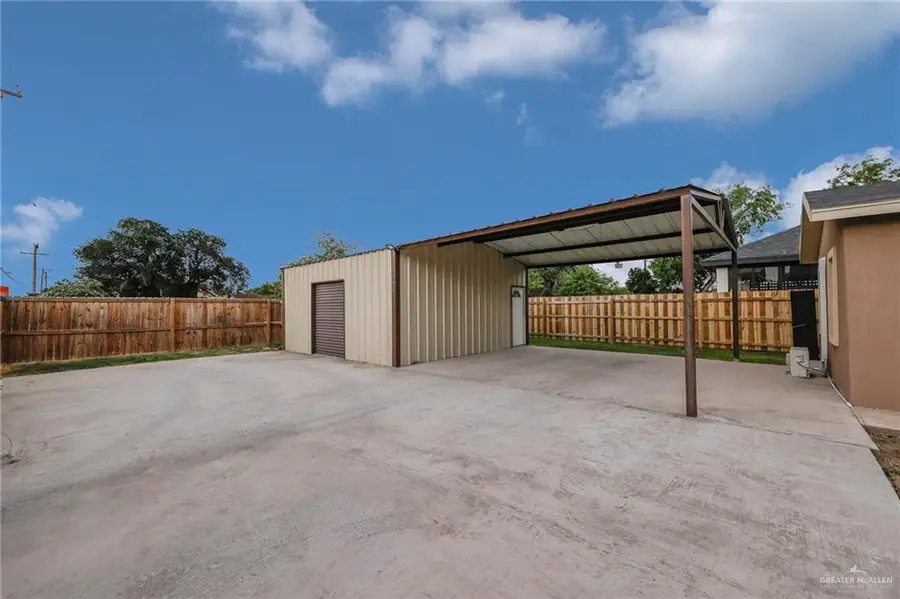 721 W 4th Street, Mission, TX 78572 - Image #3