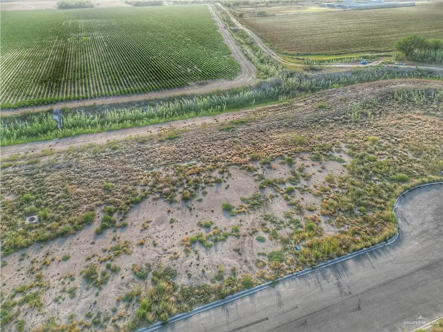 313 N Leon Avenue, Elsa, TX 78543 - Image #2