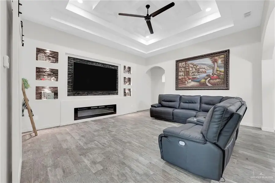 308 N Holland Avenue, Mission, TX 78572 - Image #3