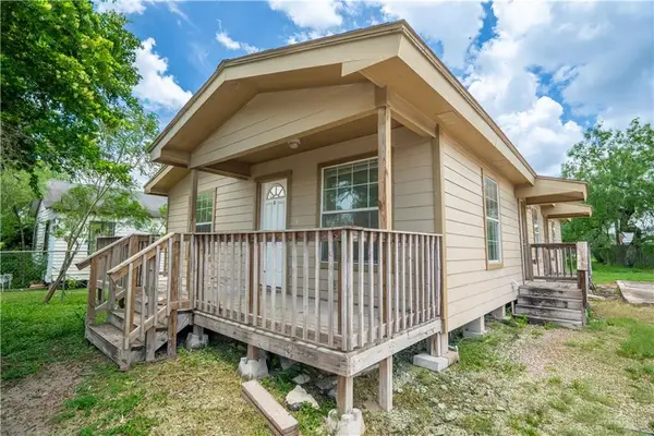 544 Garcia Avenue, Mercedes, TX 78570