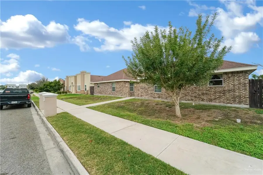 2802 Primrose Avenue, Edinburg, TX 78541 - Image #2