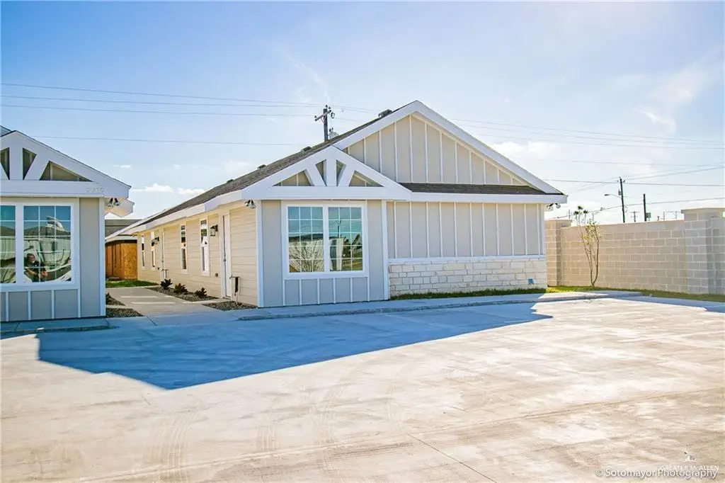 2021 Southridge Drive, Harlingen, TX 78552 - Image #1