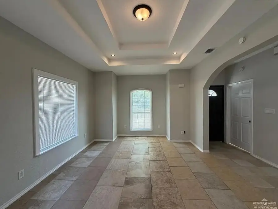 5910 S Valdivia Street, Pharr, TX 78577 - Image #3