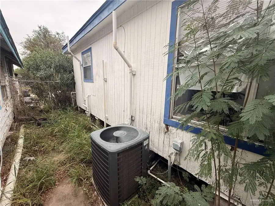 226 E 2nd Street, San Juan, TX 78589 - Image #2