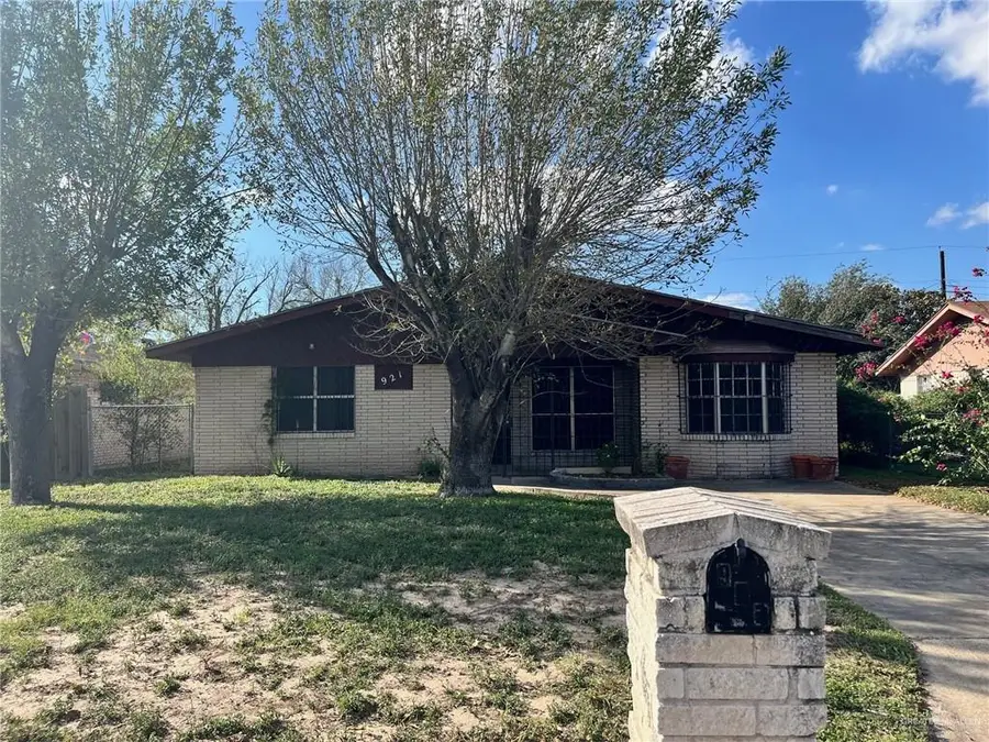 921 N 27 1/2 Street, McAllen, TX 78501 - Image #2