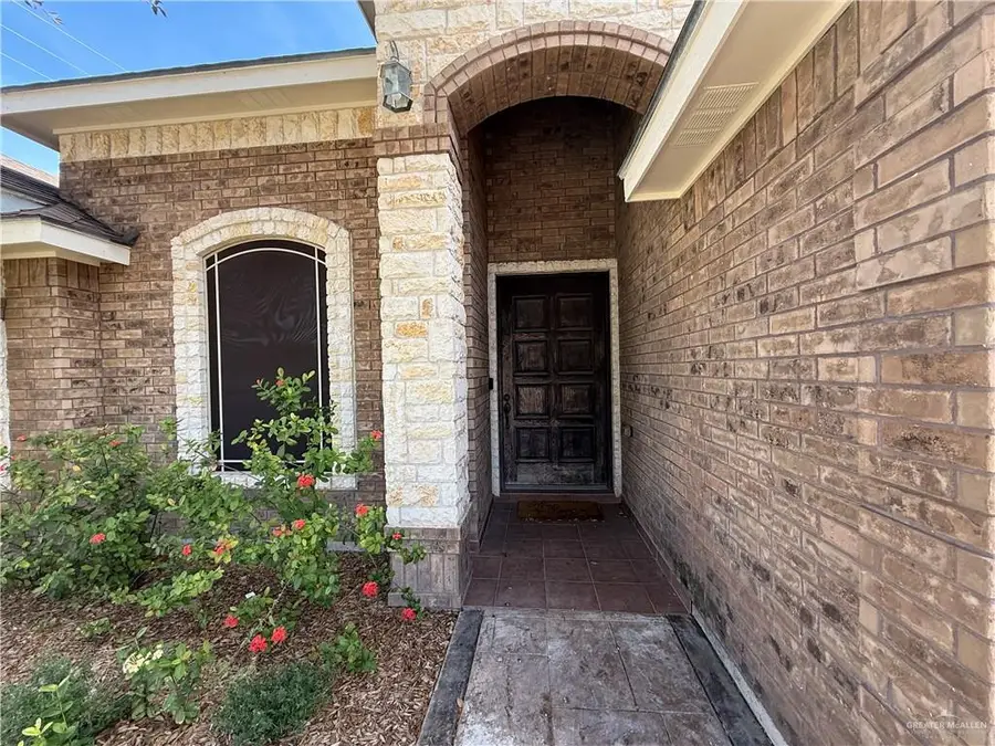 9018 N 22nd Lane, McAllen, TX 78504 - Image #2