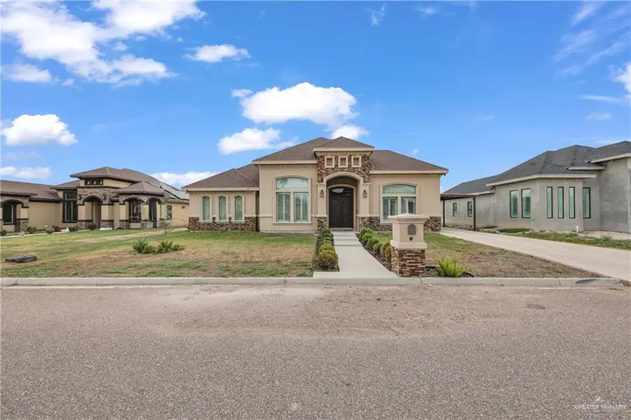 107 Nazareth Street, Rio Grande City, TX 78582 - Image #2