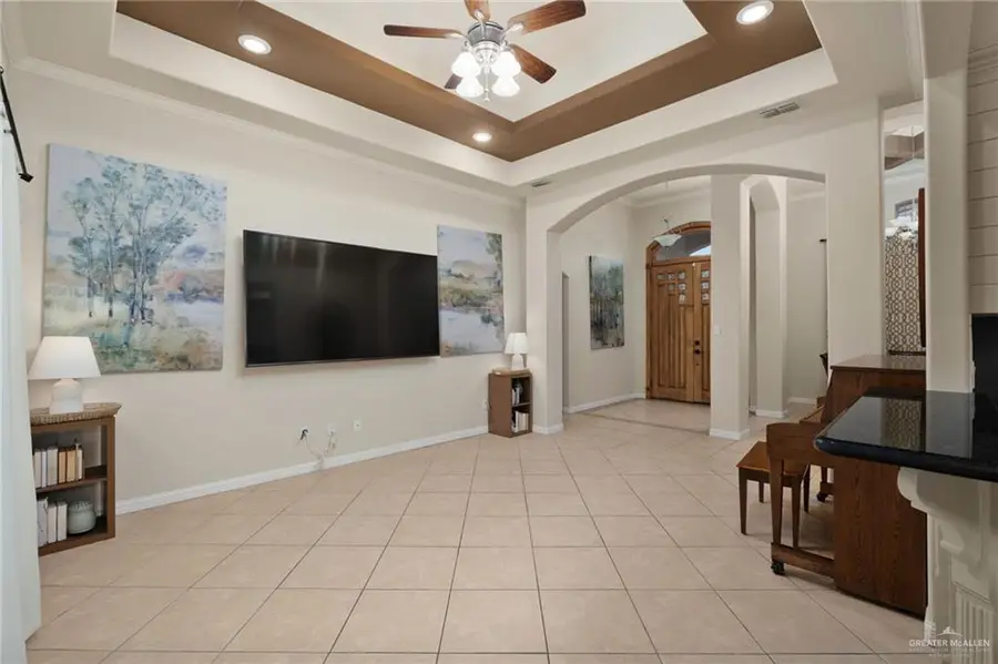 3813 Timberwood Drive, Edinburg, TX 78542 - Image #2