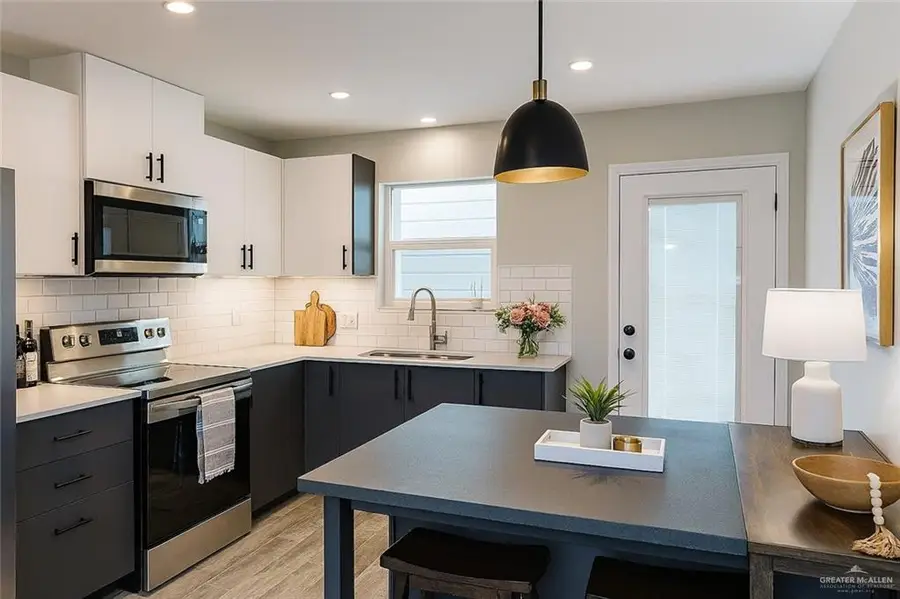 1601 W B Street, Mission, TX 78572 - Image #3