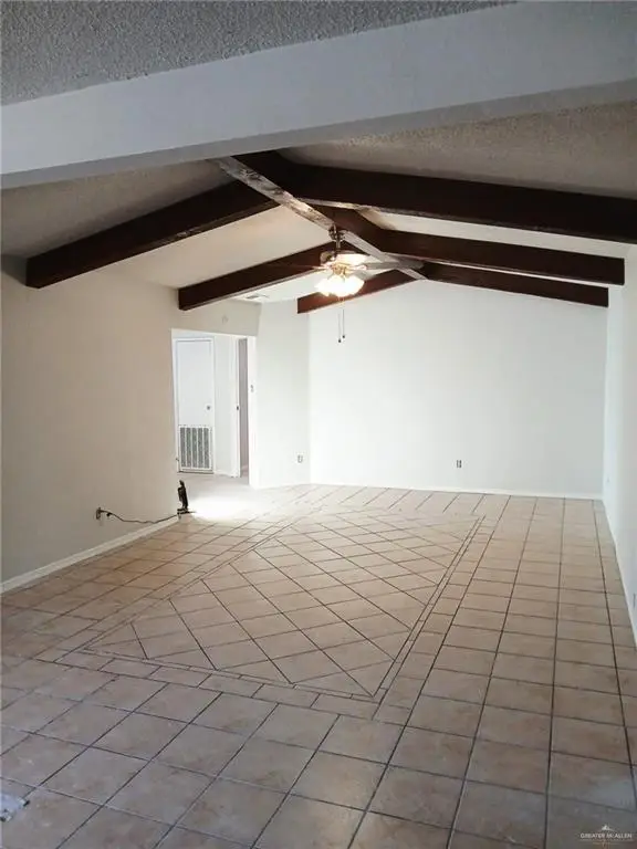 2124 Iris Avenue, McAllen, TX 78501 - Image #3