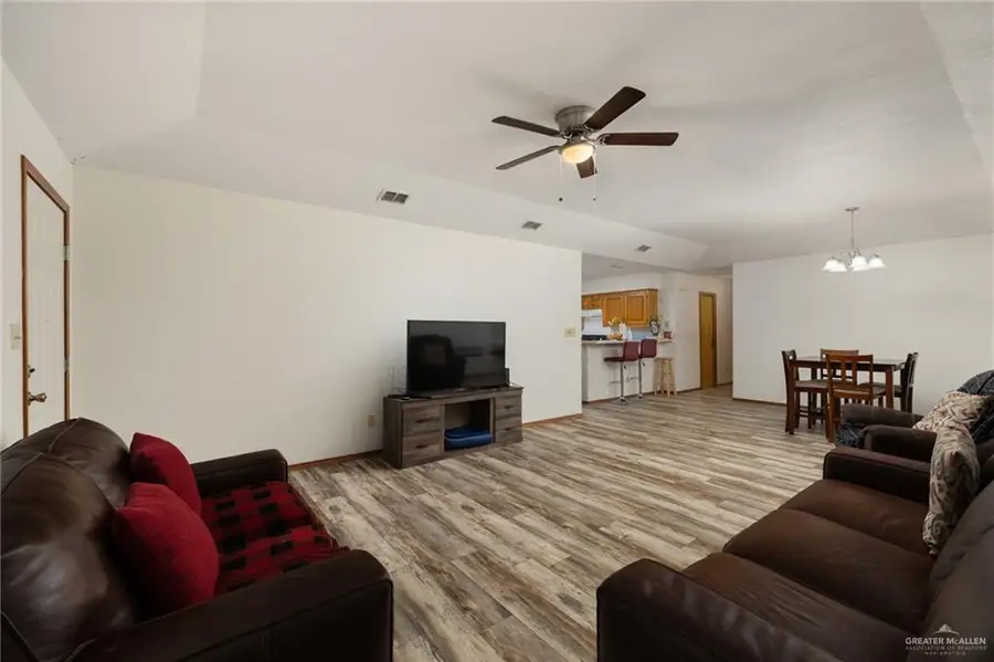 6246 Camelot Drive, Harlingen, TX 78550 - Image #3