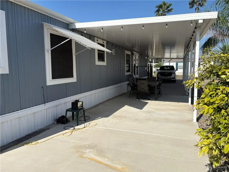 343 Butia Palms Street, Alamo, TX 78516 - Image #2