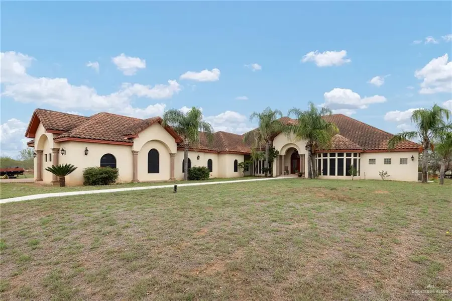 34806 Longhorn Drive, Edinburg, TX 78542 - Image #2
