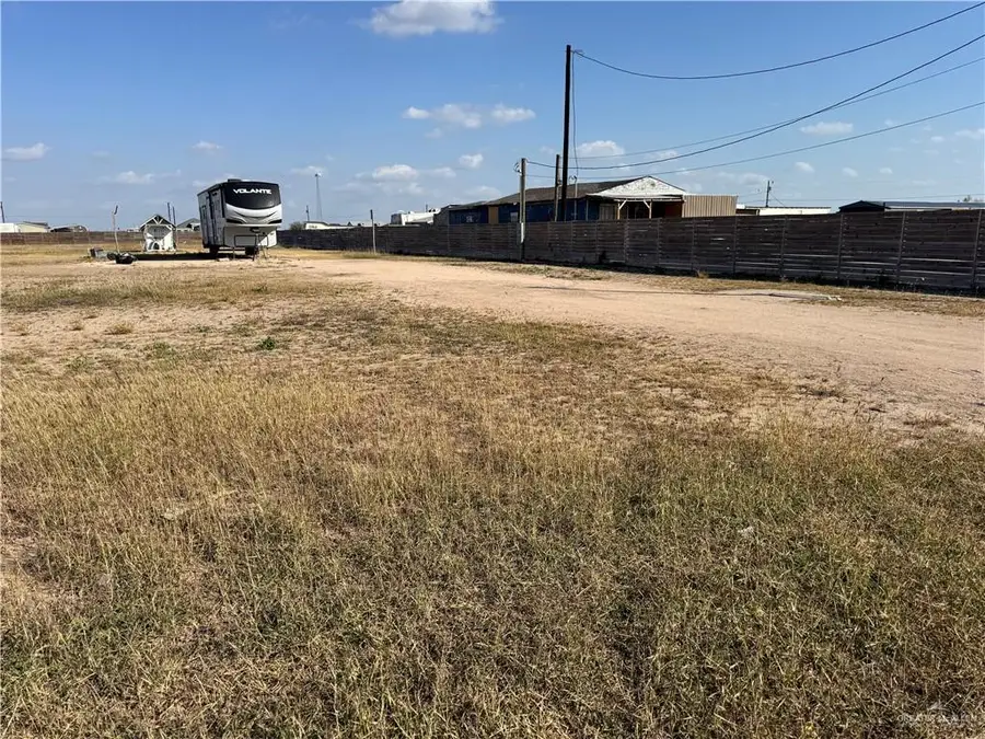15624 Cavargna Drive, Elsa, TX 78542 - Image #3