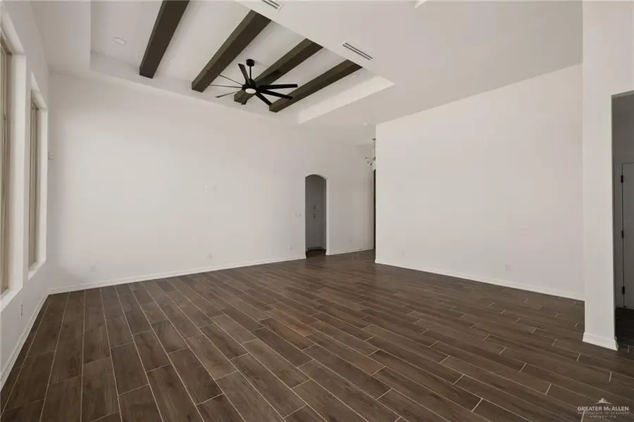 4805 Baylor Avenue, McAllen, TX 78501 - Image #2