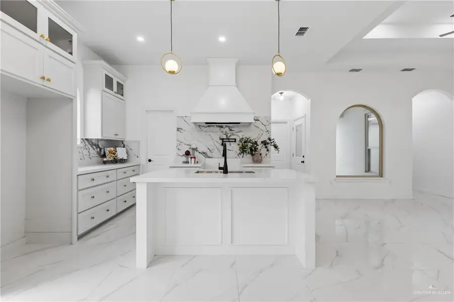 5000 Duke Avenue, McAllen, TX 78504 - #3