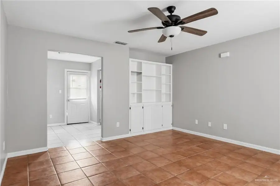 1918 Angus Street N, Mission, TX 78572 - Image #2