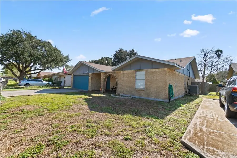 129 W Spencer Court, Harlingen, TX 78550 - Image #2
