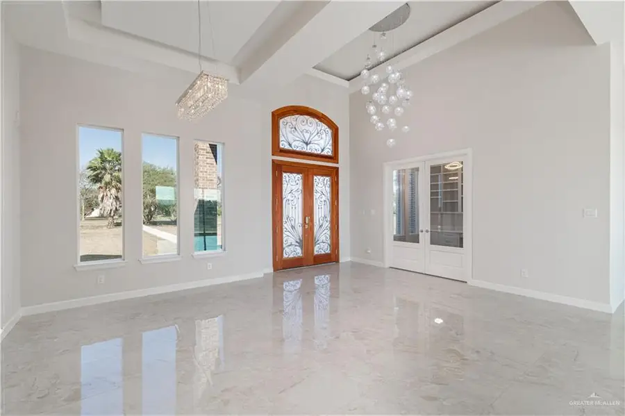 1574 Lion Lake Drive, Progreso Lakes, TX 78596 - Image #3