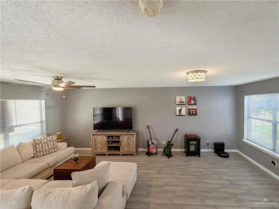 305 San Marcos Street, San Juan, TX 78589 - Image #3