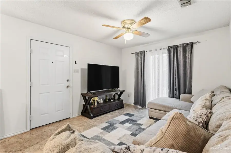 1500 Evergreen Avenue #26, Mission, TX 78572 - Image #3