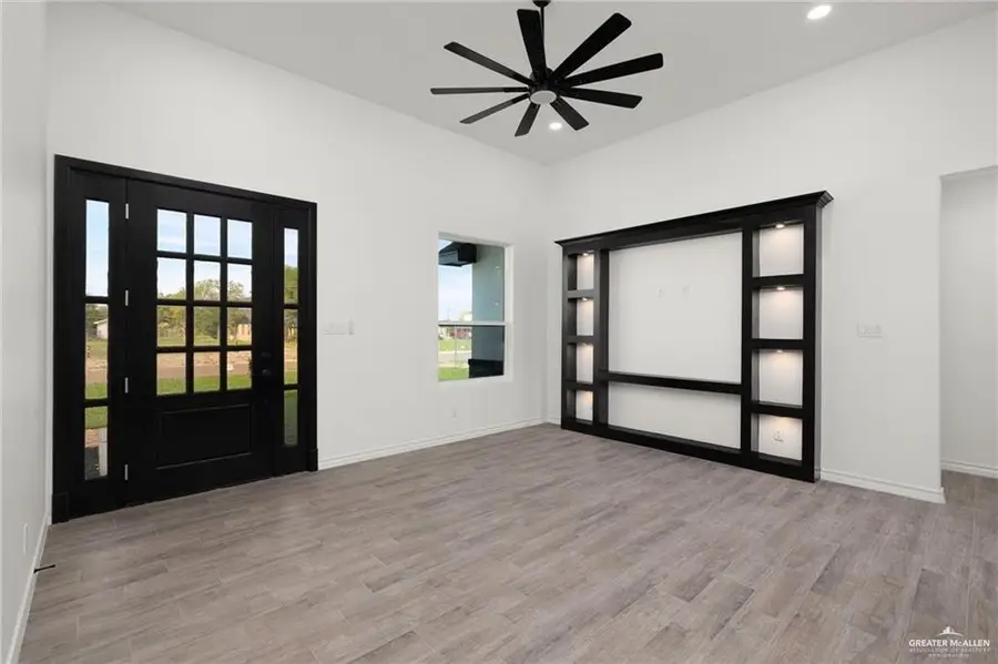 116 S Arizona Street, Alton, TX 78573 - Image #2