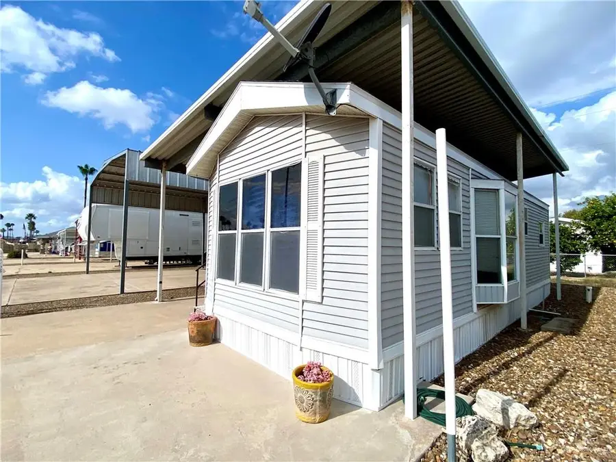 263 Ash Street, Mission, TX 78572 - Image #3